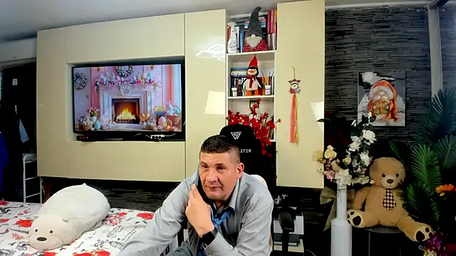 SpartacusDaddy48 webcam