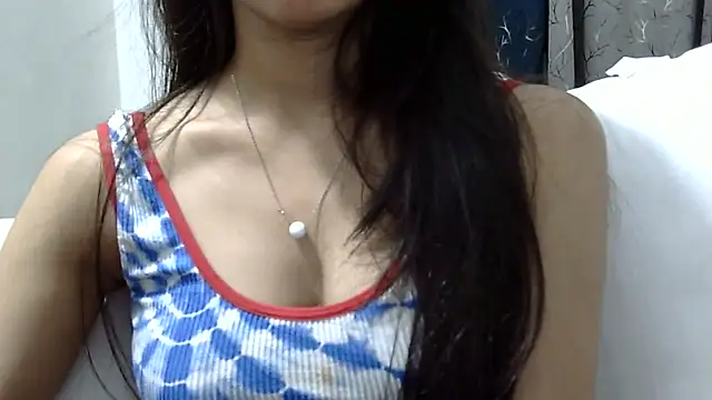 Riva_arora01 webcam