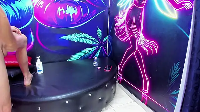 hot-threesome webcam