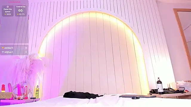 ALICESANDOVAL webcam