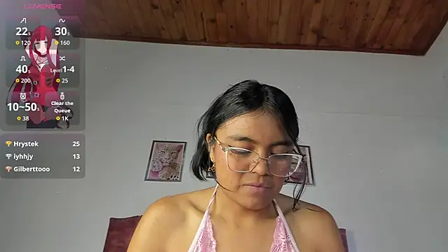 luna_velveth webcam
