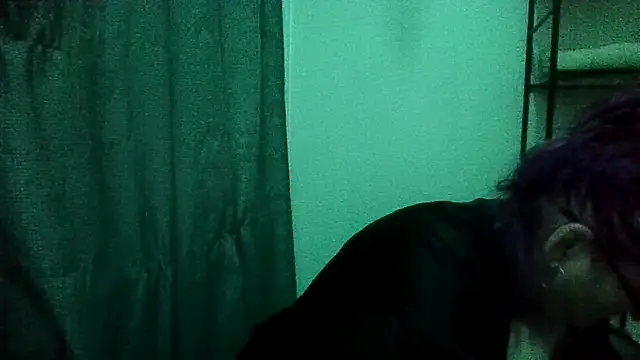 CloudyCockTeaser webcam