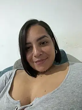 Kira33_ webcam