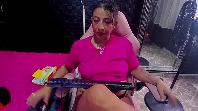 Preview of mature_sexi40