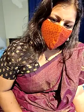 Webcam Model (noty_girl2)  is live.Free join now!