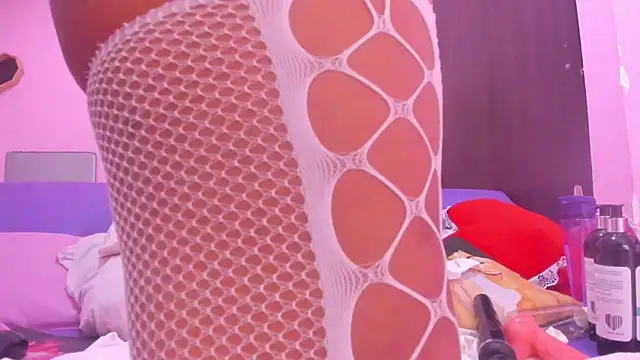 MATURE_WHOR33 webcam