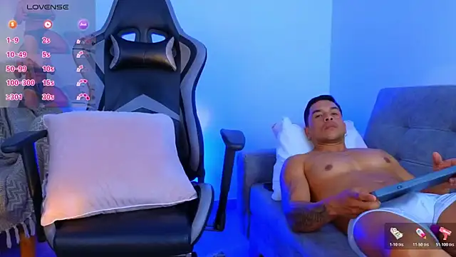 estebandelouis live sex cam