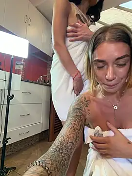 italianPassion Live Webcam on Stripchat