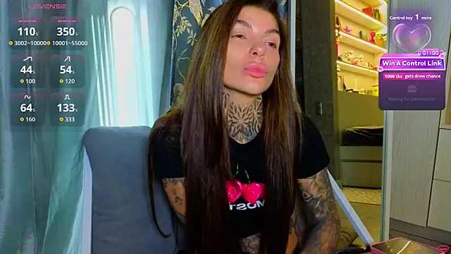 tattooedBabyy webcam