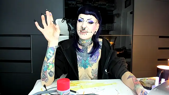 Purple_Coffin666 webcam