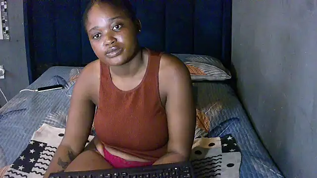 FREAKBARBIE02 webcam