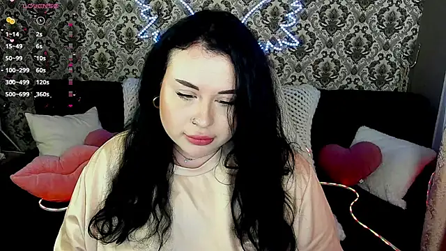 SerahMirabeli webcam