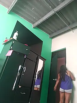 AngelicaStorms webcam