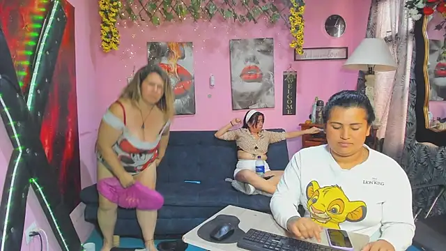 lesbiancuple webcam