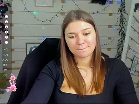 Josephine_Kiss webcam