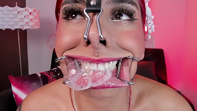 miss__allison webcam