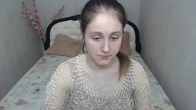 Holliy_Cooper webcam