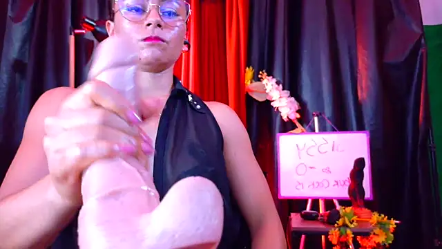 MistressSlut1 webcam