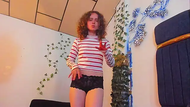 fulfill_fantasies1 - Fulfill_fantasies1's free webcam - UK Sex Cams