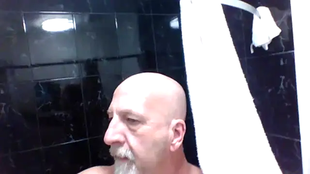 Yankeedave420 webcam