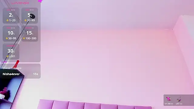 violet_myerrs webcam