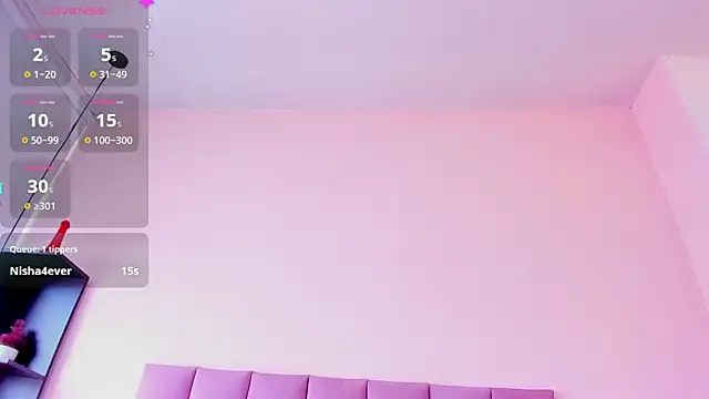violet_myerrs webcam