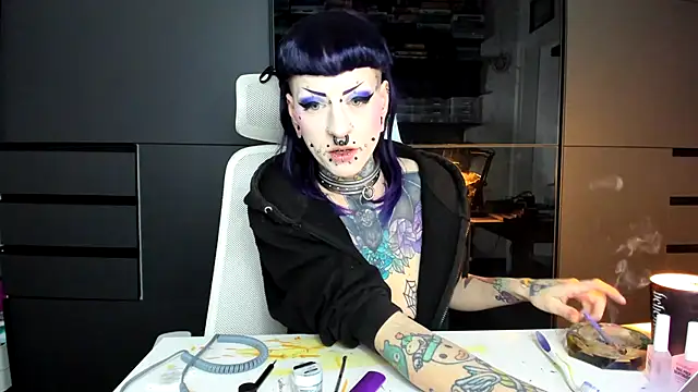 Purple_Coffin666 webcam