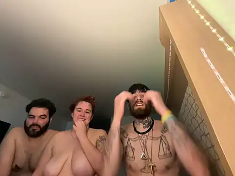 WetKittyoxo94 webcam