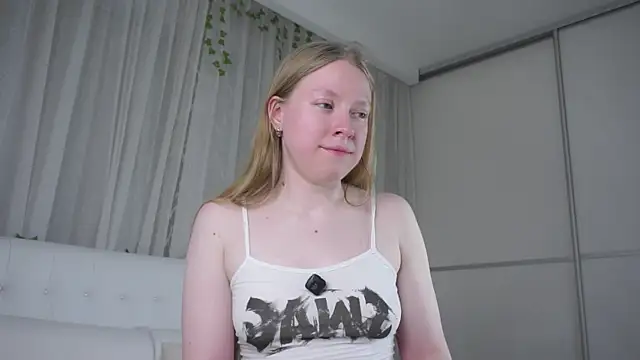 LashandaDevoto webcam