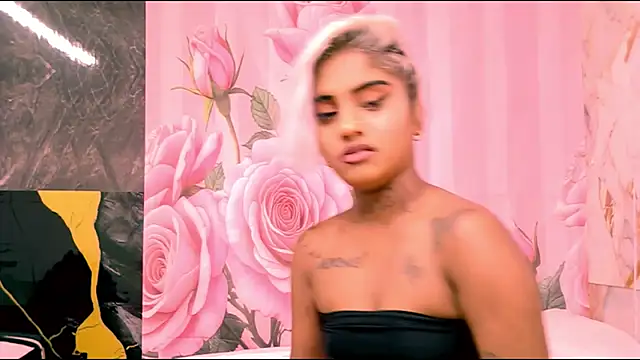 indian_barbie webcam