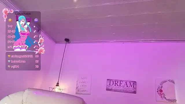 NinaSakura_Eup webcam