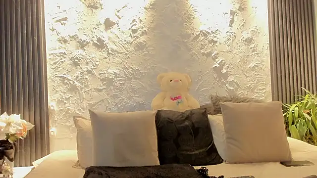 joselin_rouse webcam