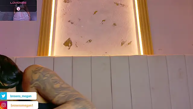 Megan_browns1 webcam