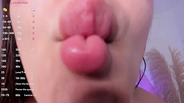 isabella_whiithe webcam