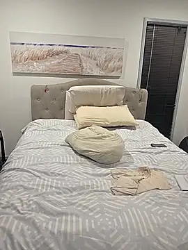 Handsolo_porn webcam