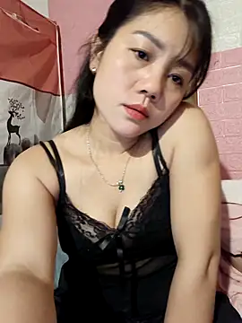 Ngocmai_lazdy webcam