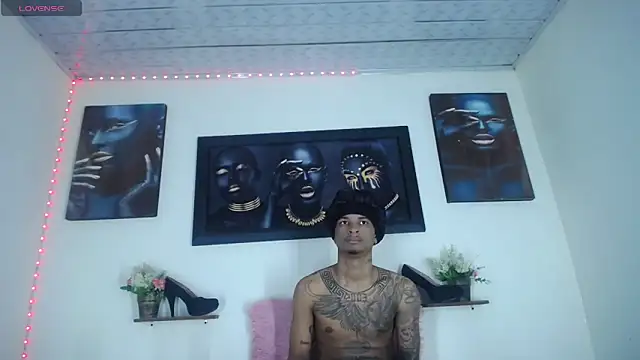 Tatoo_Noah webcam