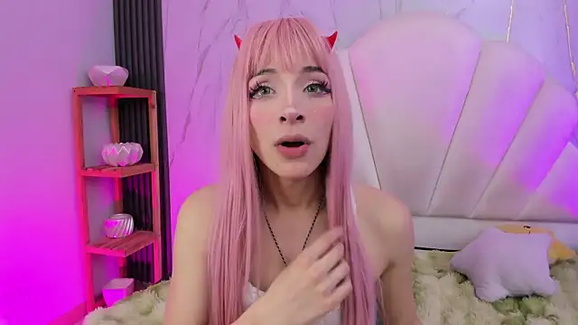 AliiceWonderland_ webcam