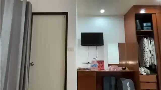 kamila_18_french webcam