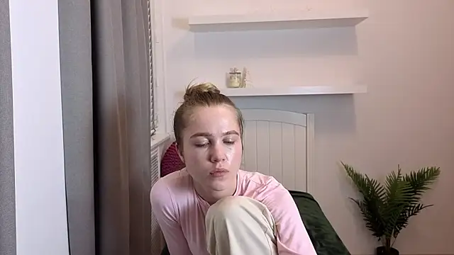 lovexlexi - LoveXLexi's free webcam - UK Sex Cams