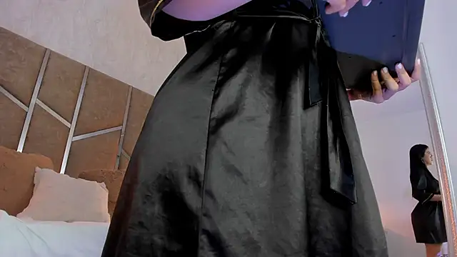 martinaa_jones_ - Martinaa_Jones_'s free webcam - UK Sex Cams