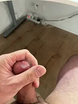 mikiss789 - Mikiss789's free webcam - UK Sex Cams