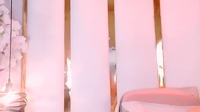 ainoanoire - AinoaNoire's free webcam - UK Sex Cams