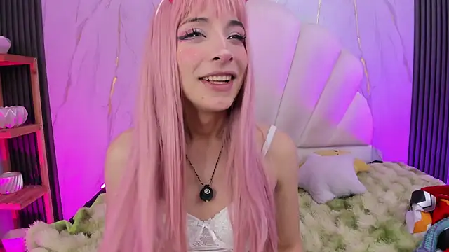 AliiceWonderland_ webcam