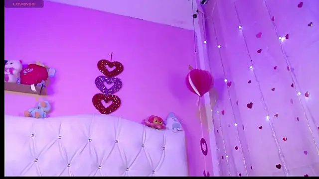 hecate_23 - HECATE_23's free webcam - UK Sex Cams