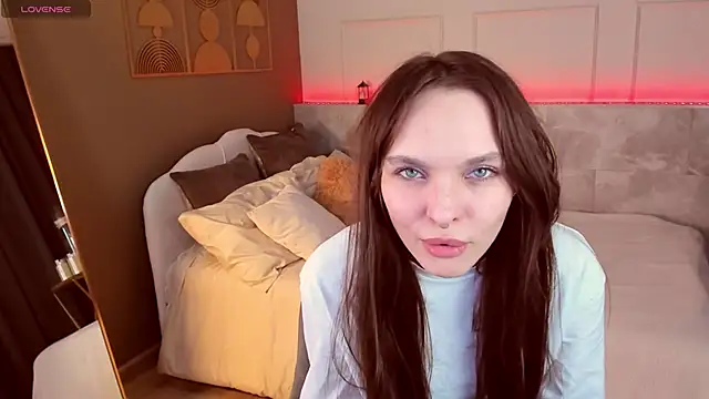 chloesunny - ChloeSunny's free webcam - UK Sex Cams