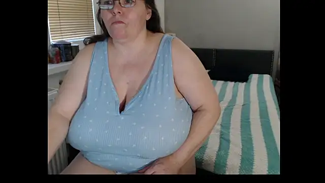 Sweetboobs webcam