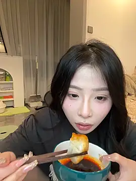 美女liubaobao666在线直播