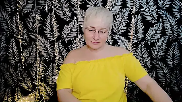 Olivia_playful live sex cam