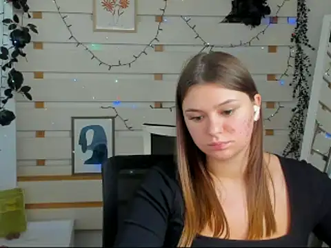 Josephine_Kiss webcam